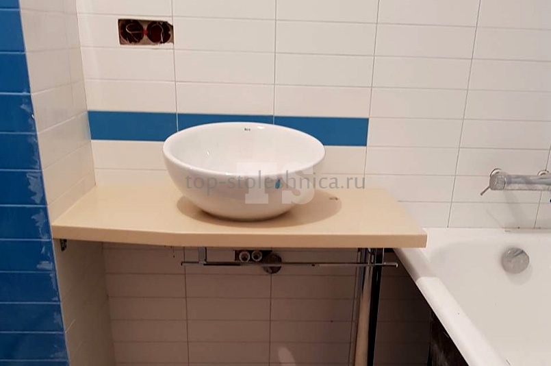 Раковина со столешницей в ванную комнату над стиральной машиной